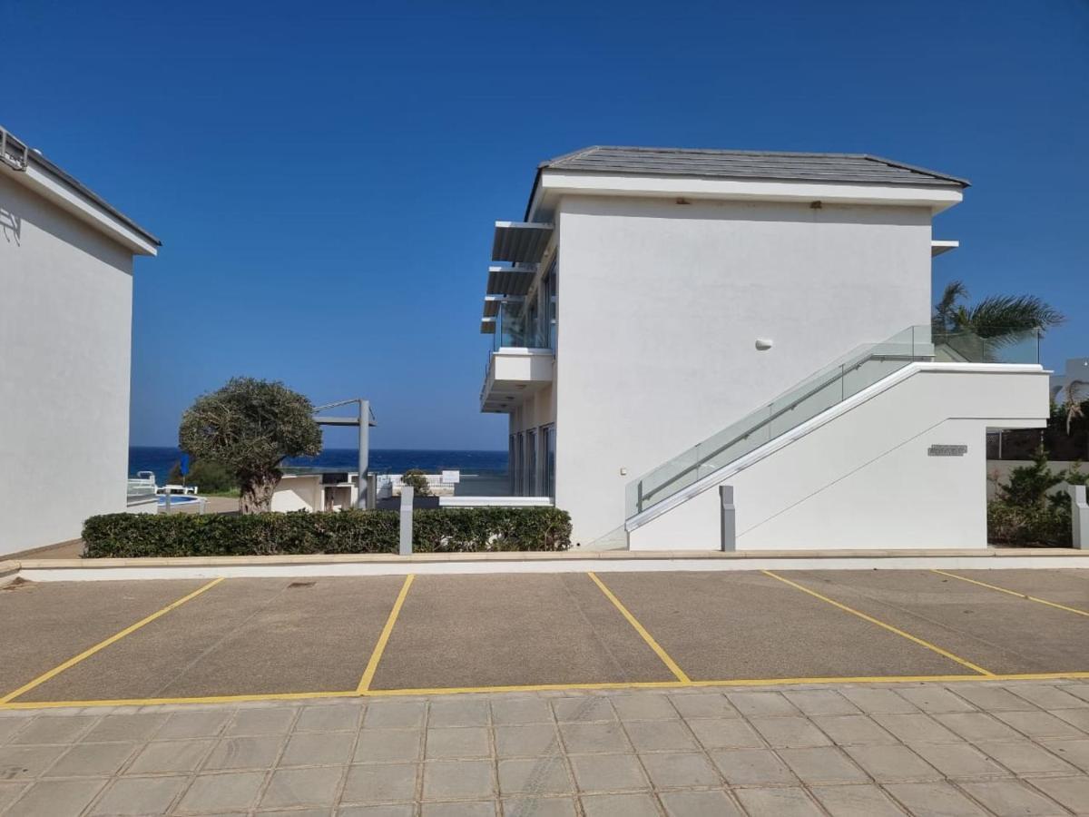 Ocean Suites Luxury Apartments Protaras Exterior photo